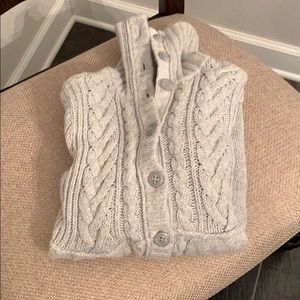 Abercrombie & Fitch Gray Cable Knit Bella Swan